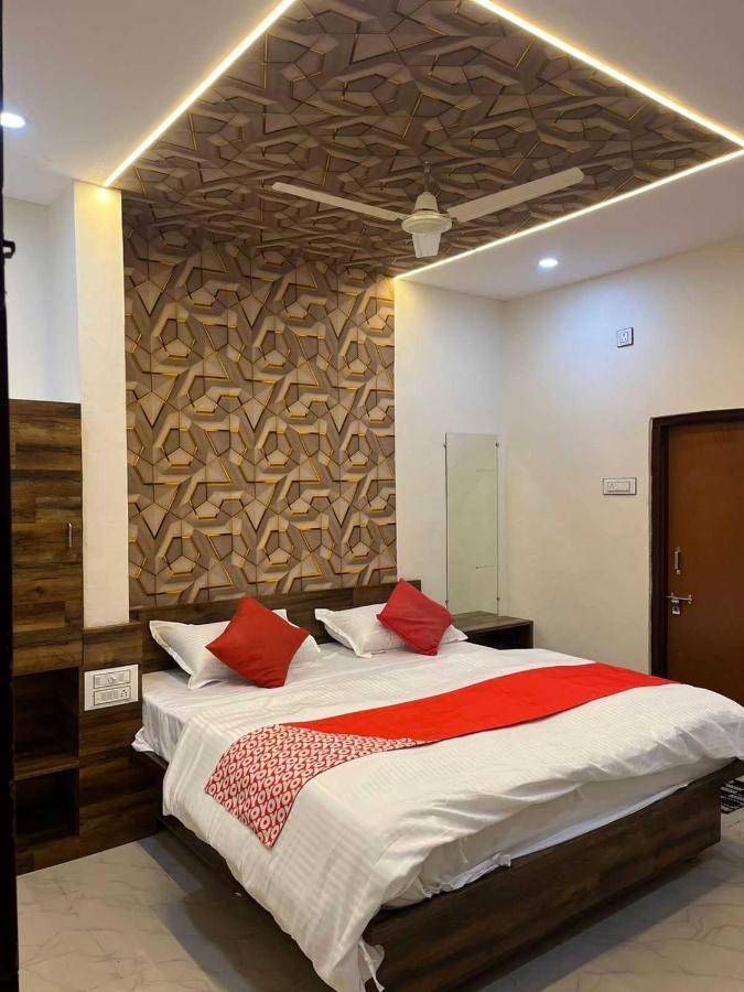Gangapur  Hotel O Pravin Executive מראה חיצוני תמונה